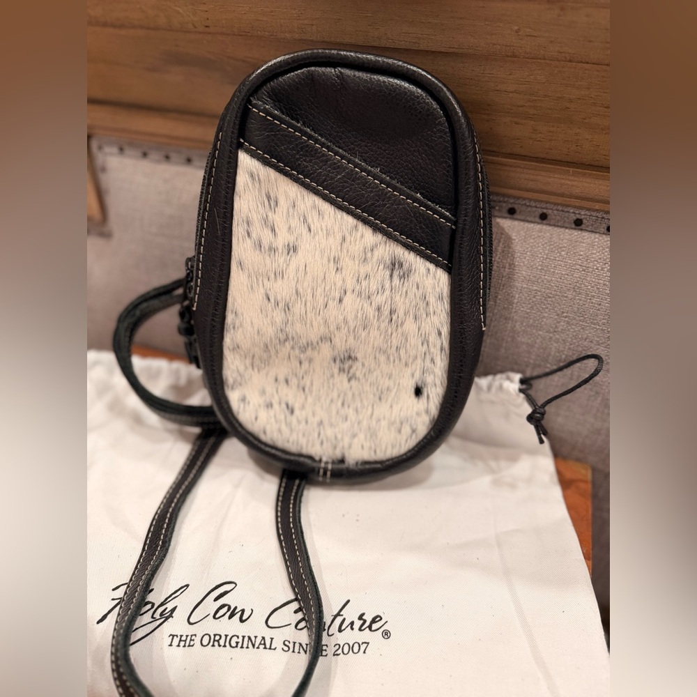 Black & White HCC Bumpack